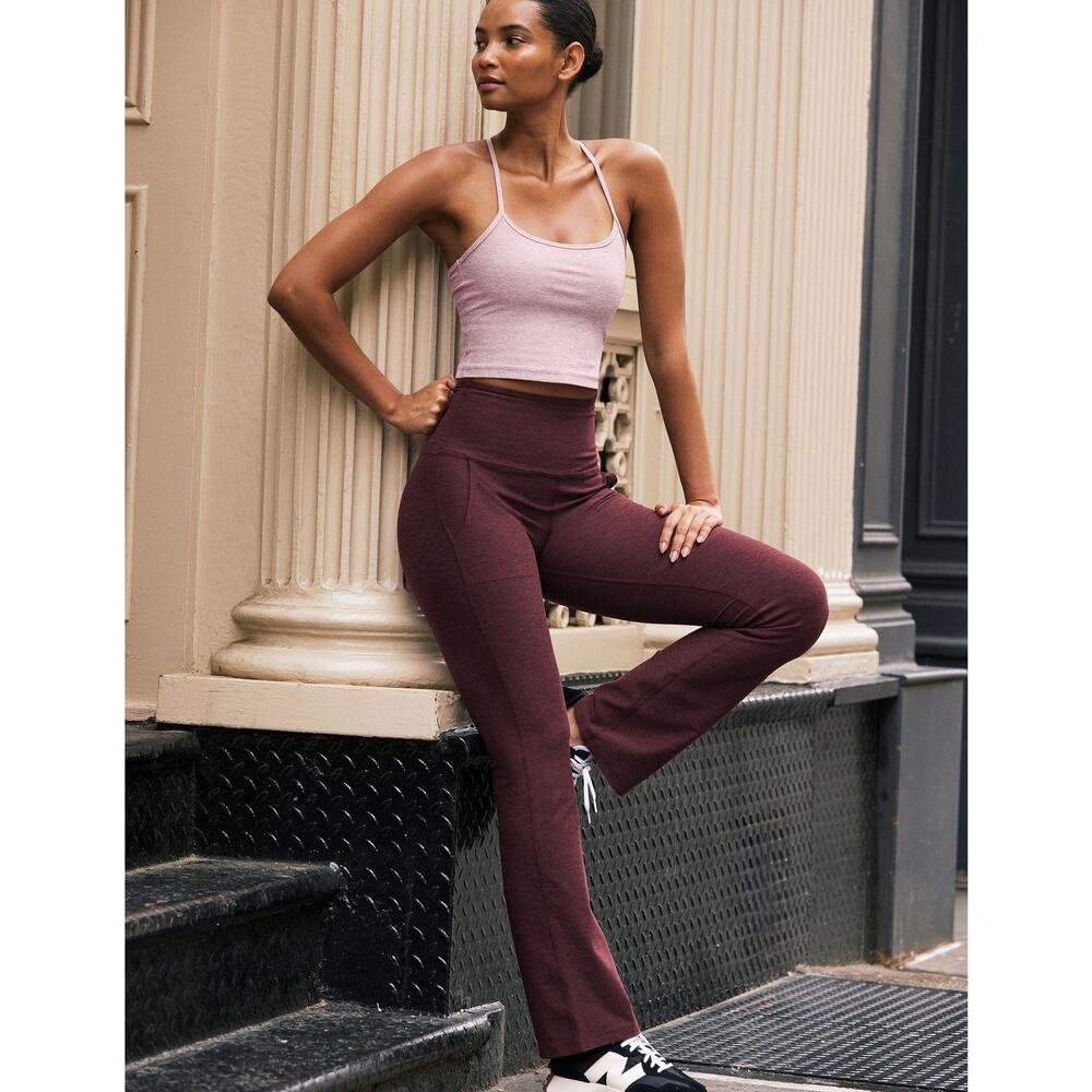 Beyond Yoga Spacedye Practice Pocket Bootcut Pants Burgundy Heather XS/S NWT - Picture 7 of 13
